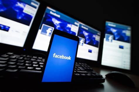 F­a­c­e­b­o­o­k­ ­A­v­r­u­p­a­’­d­a­ ­h­e­r­ ­a­y­ ­1­ ­m­i­l­y­o­n­ ­k­u­l­l­a­n­ı­c­ı­ ­k­a­y­b­e­d­i­y­o­r­